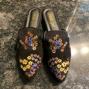 Black Floral Bonita Mule Flats